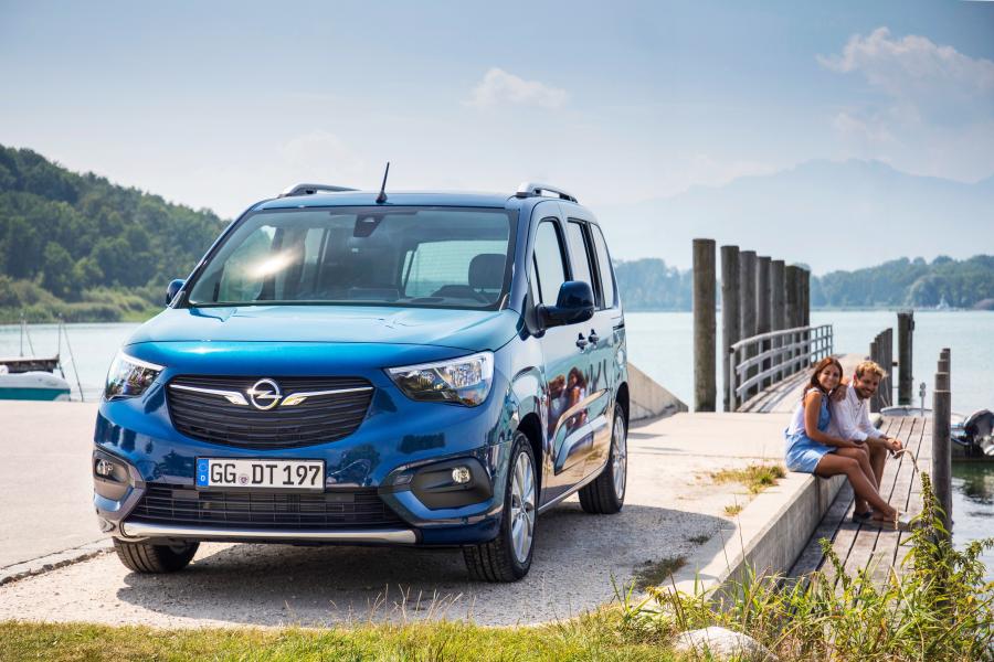  Opel Combo Life 2018 года  (фото 9 из 44)